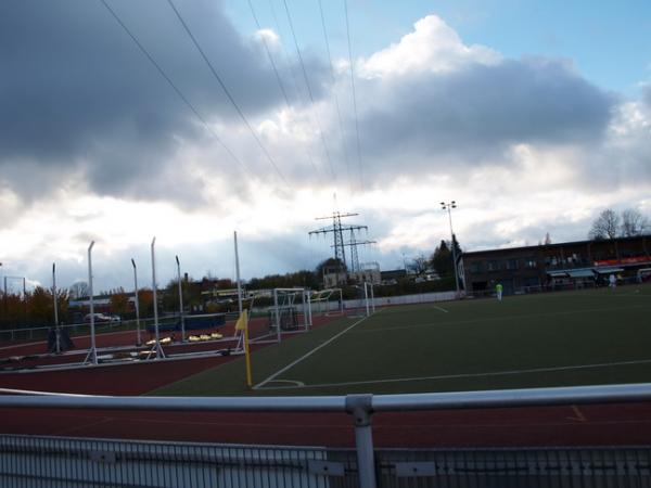 Ernst-Adolf-Sckär-Sportplatz - Velbert-Tönisheide