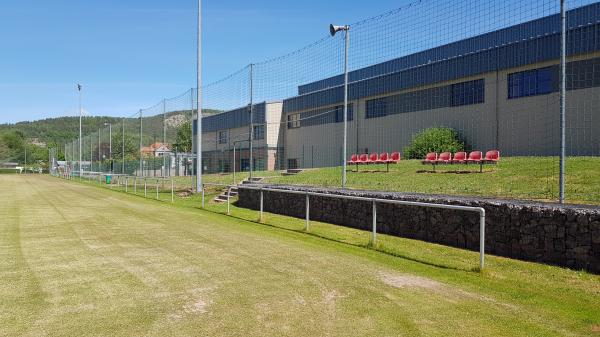 Sportplatz an der Hörselberghalle - Wutha-Farnroda