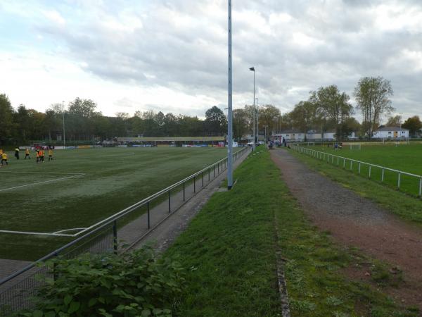 Bezirkssportanlage Düsseldorfer Straße Platz 2 - Duisburg-Wanheimerort