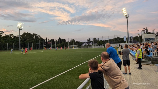 Stadion piłkarski Jadwisin - Jadwisin