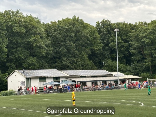 Mühlenwaldstadion - Breitenbach/Pfalz
