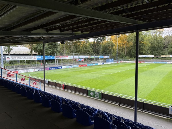 Edmund-Plambeck-Stadion - Norderstedt-Garstedt