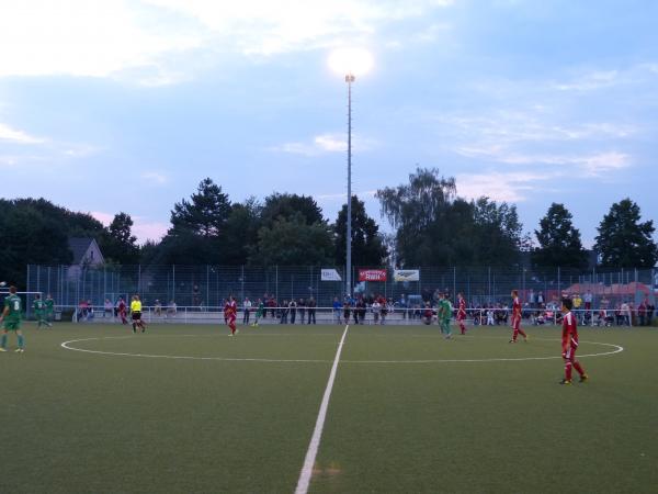 Sportplatz Kurt-Schumacher-Straße - Troisdorf-Friedrich-Wilhelms-Hütte