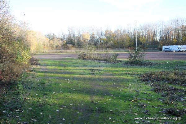 Sportanlage Theresienhöhe Platz 2 - Hürth-Hermülheim