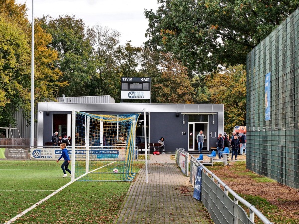 Theodor-Mostertz-Sportanlage Platz 2 - Meerbusch-Lank