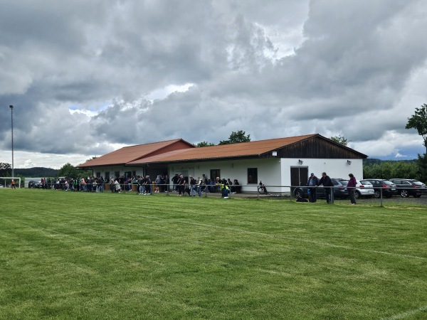 Sportplatz im Ried - Tann/Rhön-Neuswarts