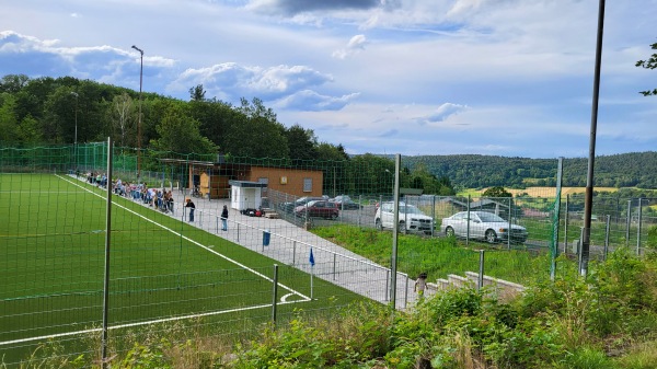 Sportplatz am Geisberg 2 - Linsengericht-Eidengesäß