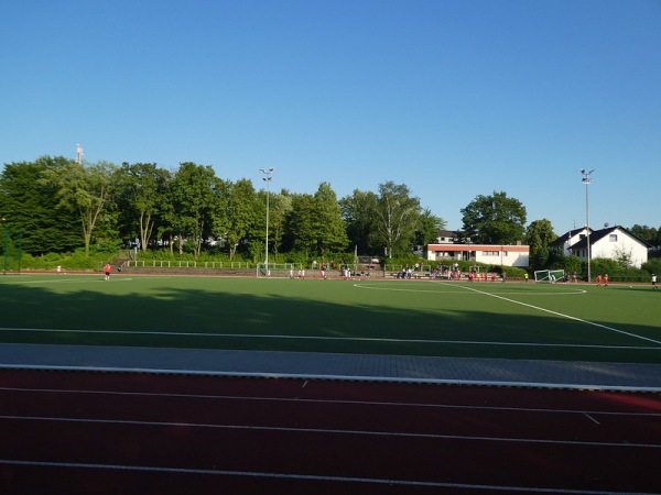 Sportplatz am Schulzentrum - Königswinter-Oberpleis
