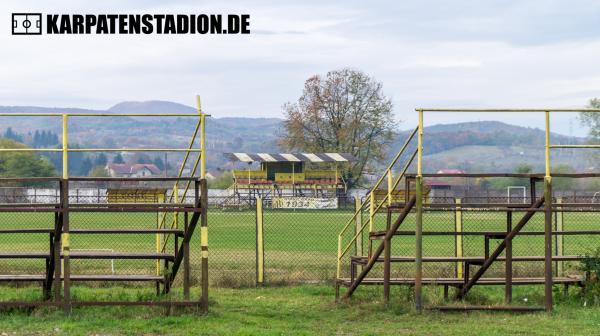 Stadionul Aurul - Brad