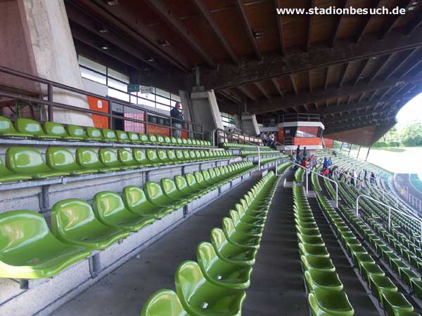 Parkstadion im Sportpark - Baunatal-Altenbauna