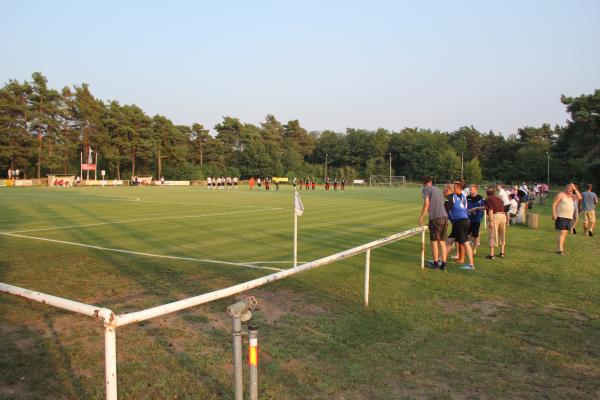 Sportplatz Zum Burgberg - Zossen-Wünsdorf