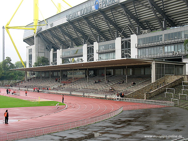Stadion Rote Erde - Stadion in Dortmund