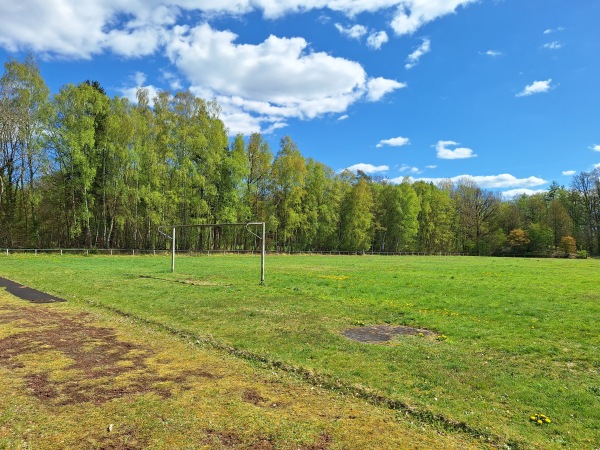 Sportplatz im Ort - Steinhorst/Niedersachsen