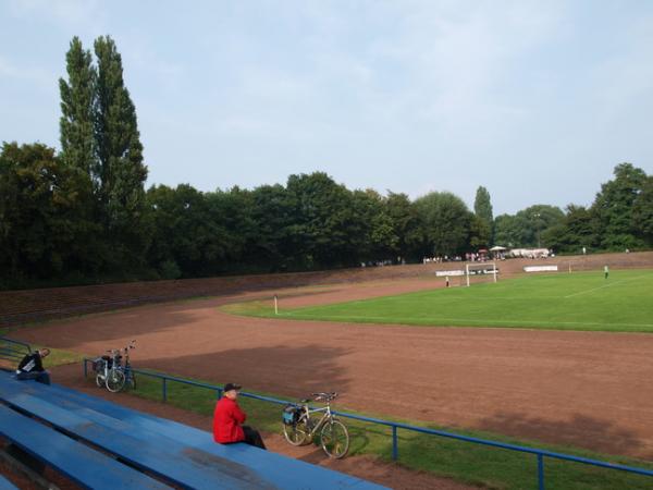 Bezirkssportanlage Oststraße - Gelsenkirchen-Erle