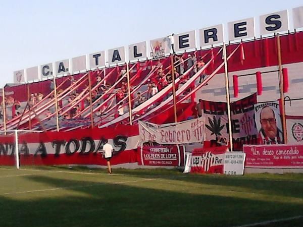 Estadio Pablo Comelli - Remedios de Escalada, BA