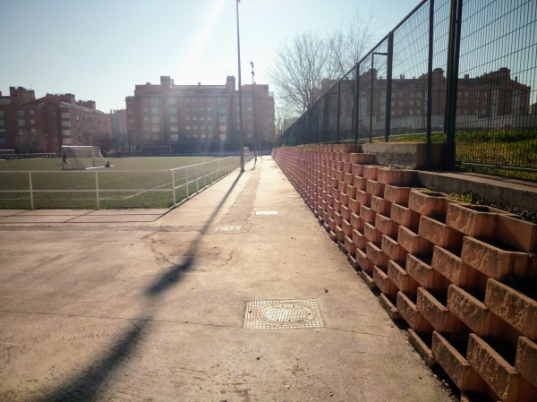 Campo de Futbol Lili Álvarez - Madrid, MD