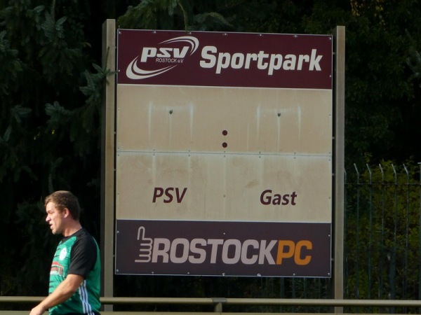 Polizeisportplatz Damerower Weg - Rostock