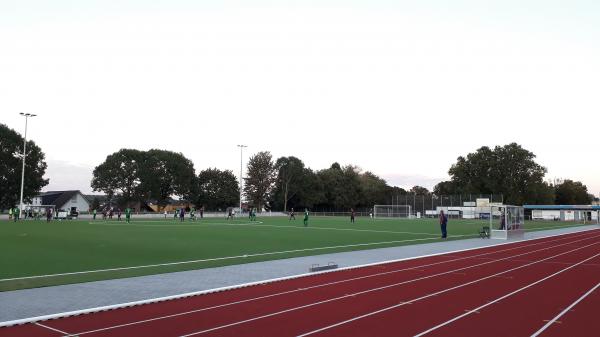 Sportplatz Taunusblick-Schule - Hofheim/Taunus-Wallau