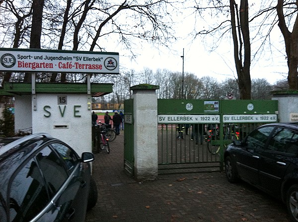 Sportplatz unterer Radsredder - Kiel-Ellerbek