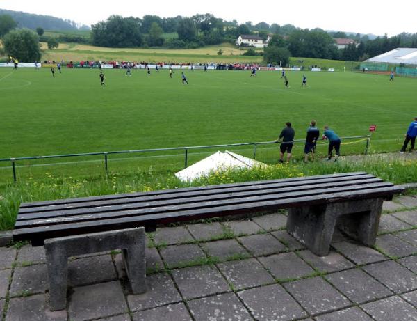 Stadion an der Jahnstraße - Walzbachtal-Jöhlingen