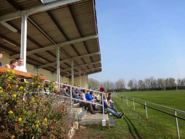 Sportplatz Wulzeshofen - Laa an der Thaya