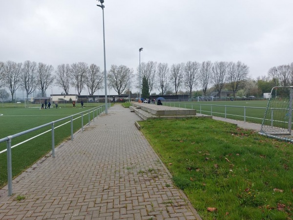 Sportanlage Erlenwiesen Platz 2 - Weinheim/Bergstraße-Sulzbach