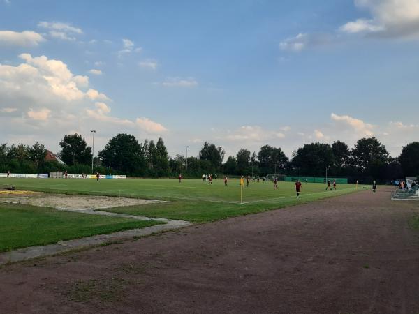 Sportanlage an der Schule - Bad Zwischenahn-Petersfehn