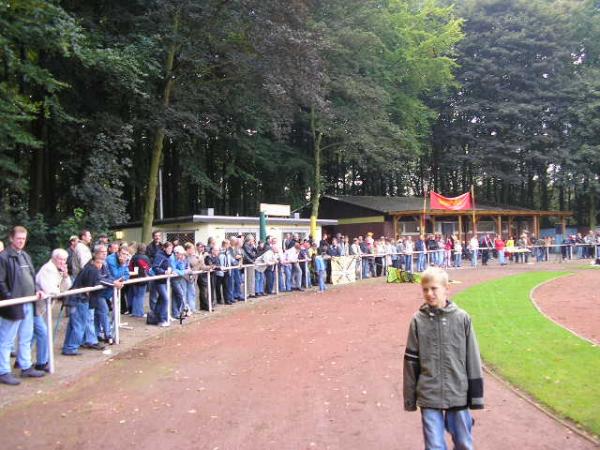 Volksbank-Stadion im Volksgarten - Dortmund-Mengede