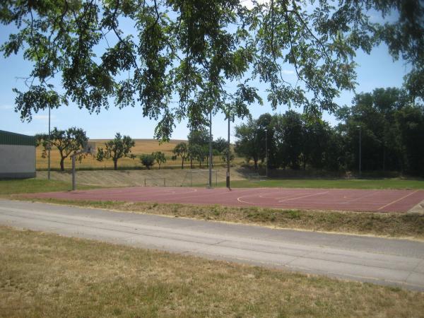 Sportstätte Unter den Linden - Kalbe/Milde-Engersen