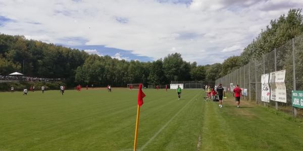 Sportplatz Am Kirchberg - Hentern