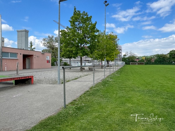 Schulsportplatz - Baindt
