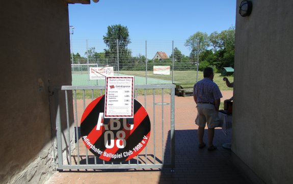 Sportplatz Lohnauer Steig - Berlin-Adlershof