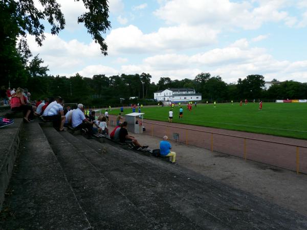 Sportpark Königstädter Straße - Nauheim