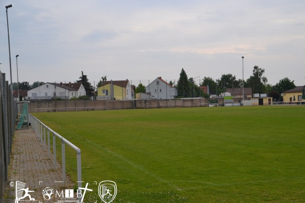 Sportplatz Zelterstraße - Worms-Wiesoppenheim