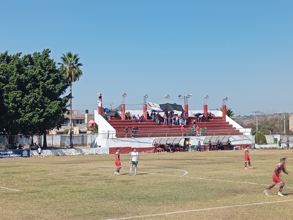 Campo Club Deportivo Zapotlanejo - Zapotlanejo