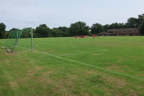 Bezirkssportanlage Weckhoven Platz 3 - Neuss-Weckhoven