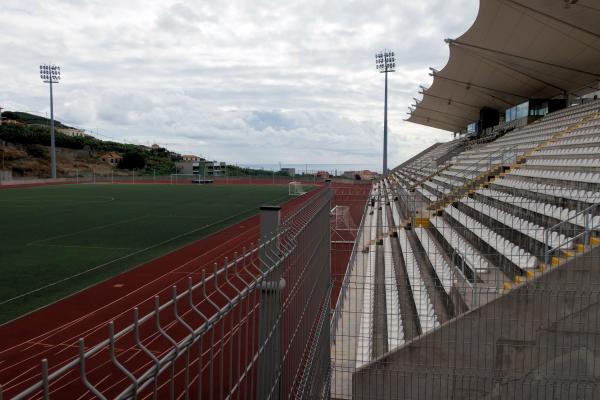 Estádio Câmara de Lobos - Câmara de Lobos