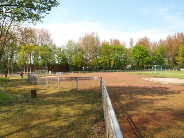 Heinrich-Hamacher-Sportpark - Duisburg-Neumühl