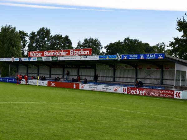 Walter-Steinkühler-Stadion - Emsdetten-Isendorf