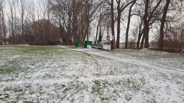 Sportplatz am Edelhof - Topfstedt-Obertopfstedt