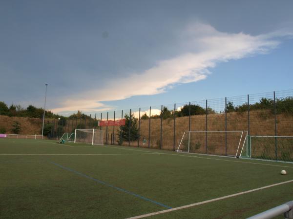 Hans-Klosterkamp-Sportplatz im Sportpark Reusrath - Langenfeld/Rheinland-Reusrath