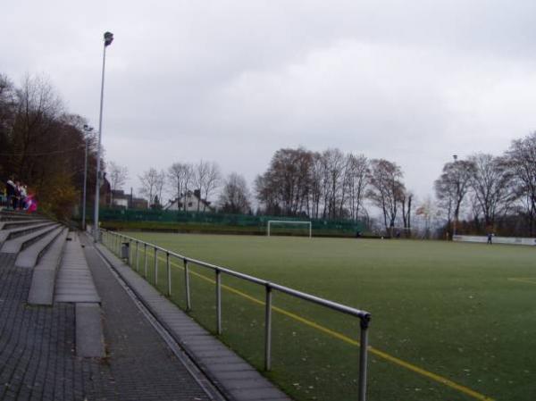 Sportplatz Nevigeser Straße - Wuppertal-Katernberg