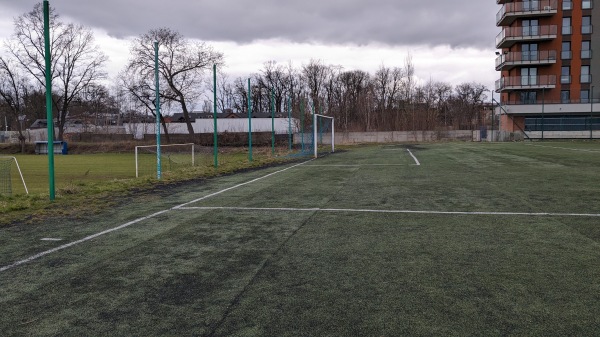 Boisko AKS SMS Łódź obok 2 - Łódź-Widzew