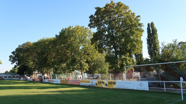 Volksfeststadion - Gols