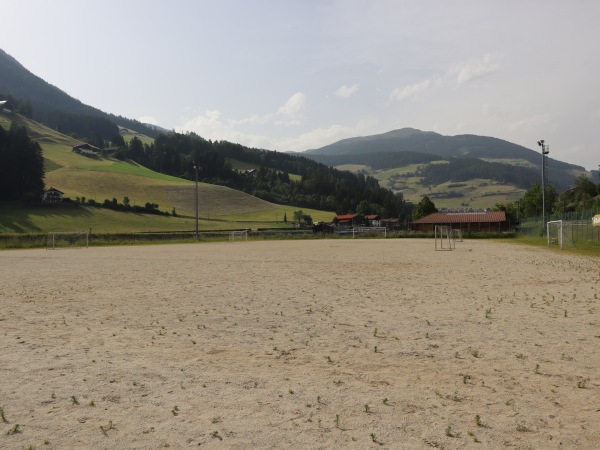 Sportplatz Labnes - Sarntal (Sarentino)