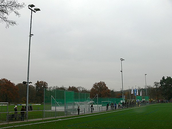 Sportanlage Schwanheimer Bahnstraße Platz 2 - Frankfurt/Main-Schwanheim