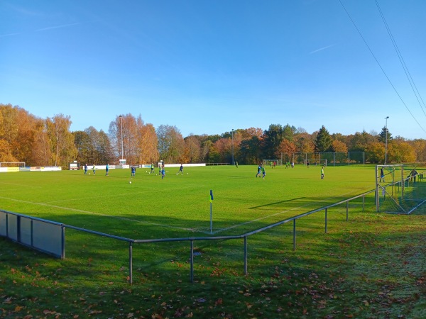 Sportplatz Niendorfer Weg - Wendisch Evern
