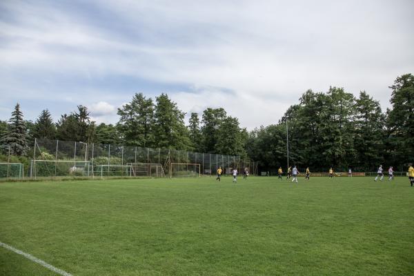 Sportanlage am Kuhweier Platz 3 - Nürnberg-Röthenbach