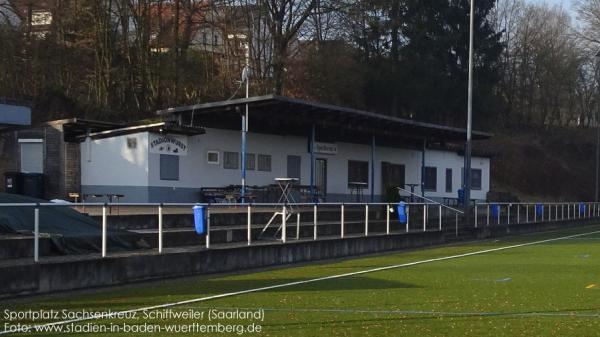 Sportplatz Sachsenkreuz - Schiffweiler-Heiligenwald