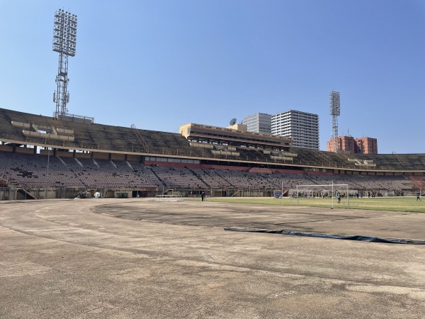 Estádio Cidade Universitária - Luanda